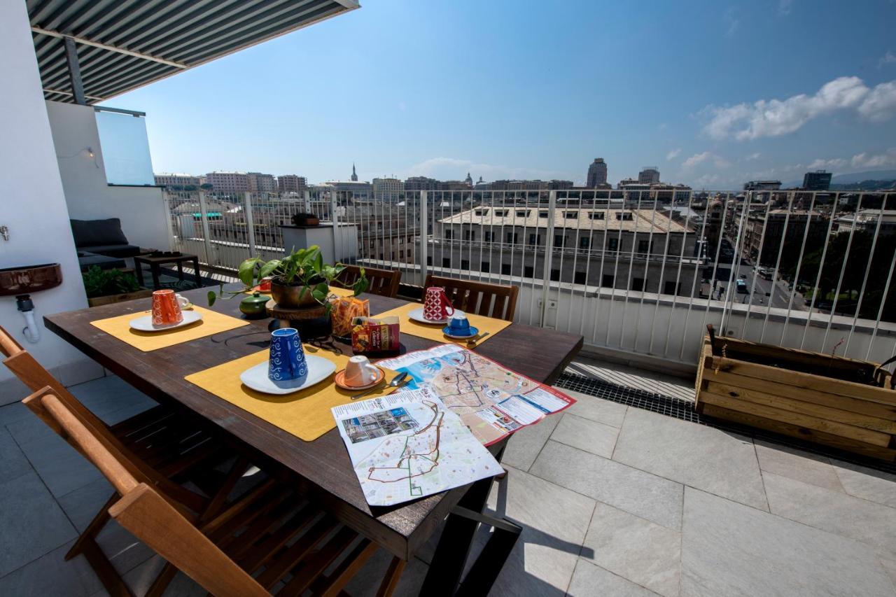 Attico Luxury Con Parcheggio E Terrazza Vista Mozzafiato Apartment Genoa Luaran gambar