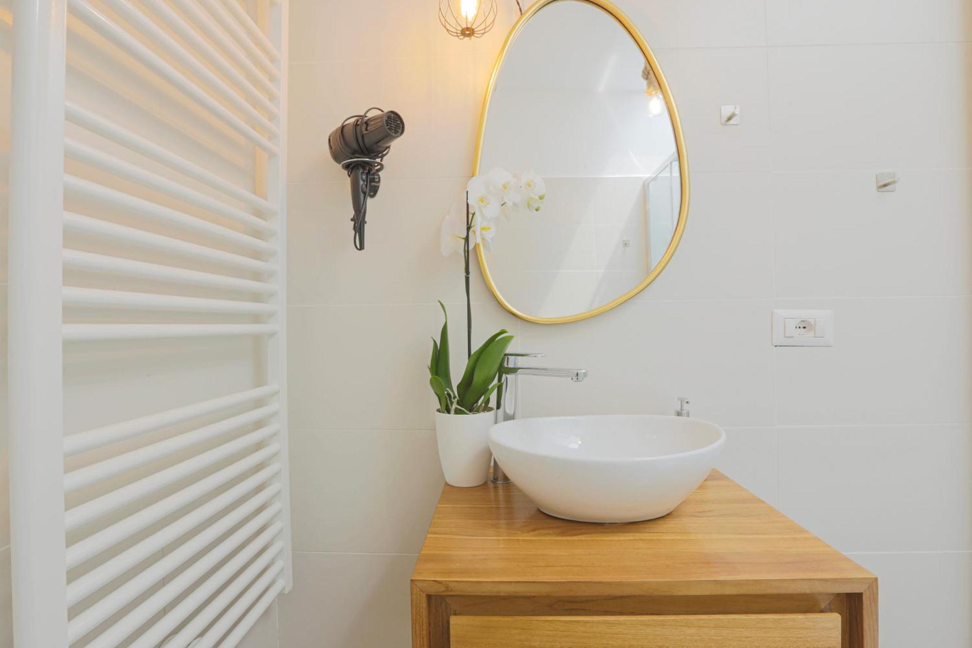 Attico Luxury Con Parcheggio E Terrazza Vista Mozzafiato Apartment Genoa Bilik gambar